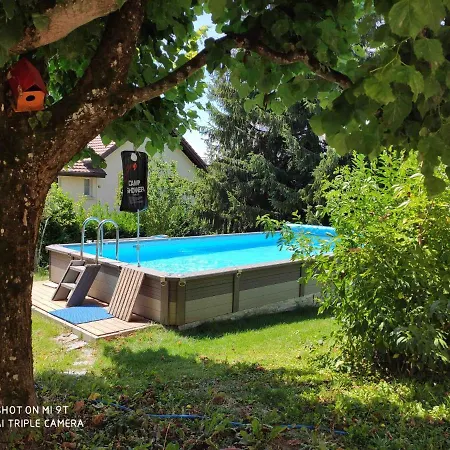 1 Piece Entresol 30 M2 Proche Du Centre Et Bain Thermal *